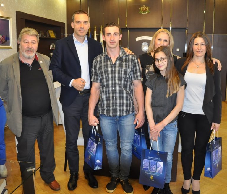Бургаски акробати представят страната ни на Летните младежки олимпийски игри