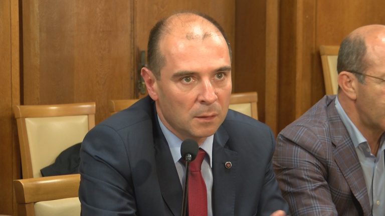 Командироват 760 полицаи по морето