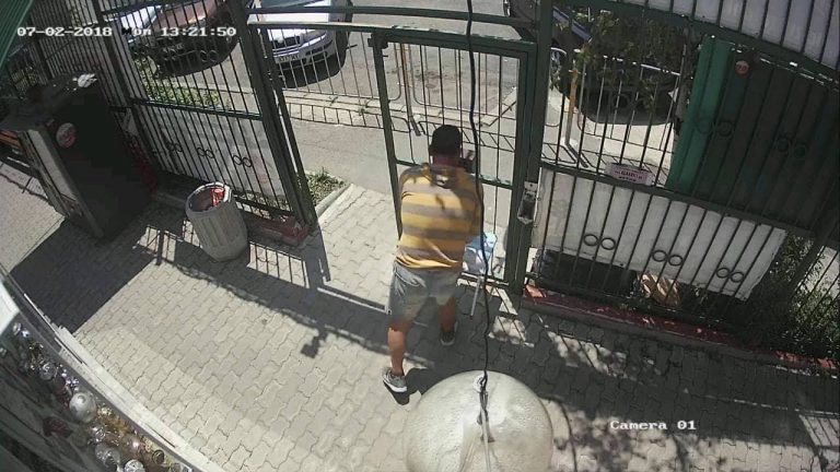 Ако разпознаете този крадец, обадете се в полицията