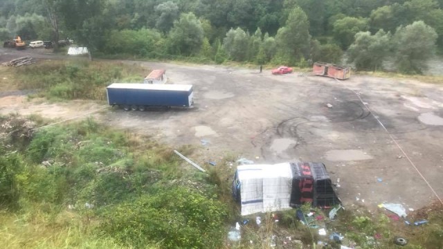 Изясняват се причините за тежката катастрофа край Своге с 16 загинали
