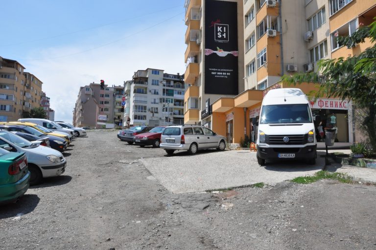Два блока в „Меден рудник“ декларираха: Не искаме нова улица