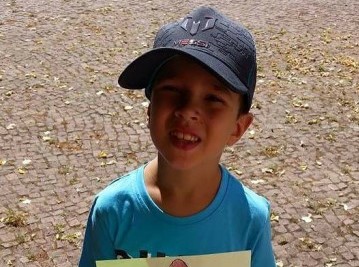 10-годишният Антонио се нуждае от спешно лечение, родителите молят за помощ