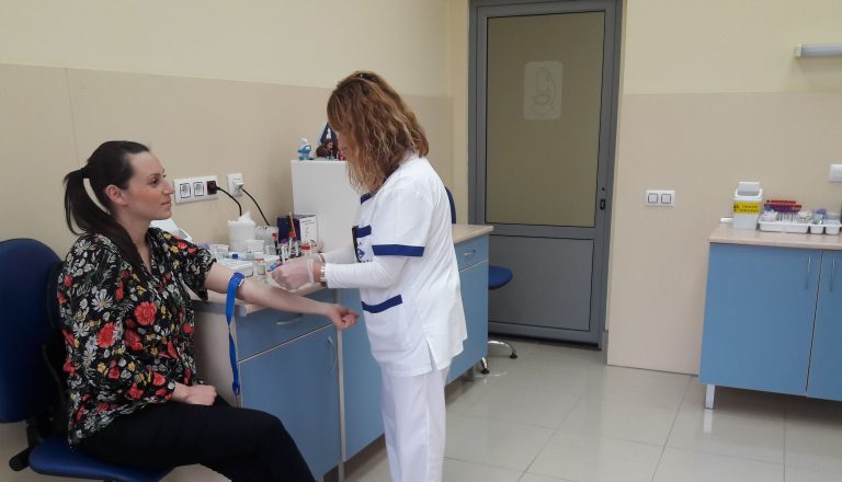 През септември и октомври в лаборатория „ЛИНА”: Профилактични изследвания за анемия, сърдечна дейност, щитовидна жлеза и остеопороза