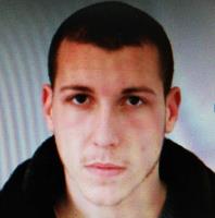 Шофьор блъсна полицай при опит за проверка и избяга (СНИМКА)