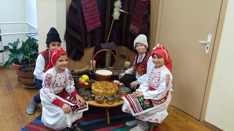 Коледа в Общински детски комплекс в Несебър
