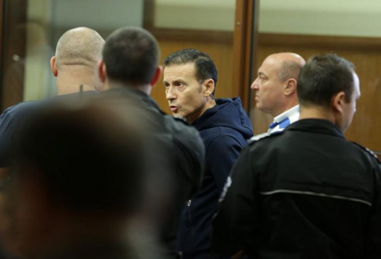 Инвалидната количка не помогна на Стайков да излезе от ареста