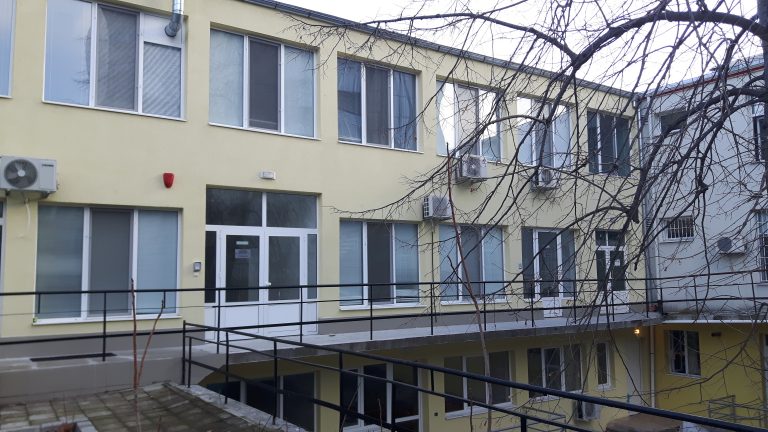 Важно за кръводарителите – Кръвният център на УМБАЛ Бургас се премести зад Първа поликлиника