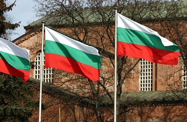 Стотици трибагреници да красят Бургас по празници, иска съветник