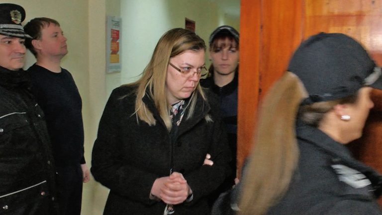 Пуснаха банкерката от Нова Загора! Тя: Условоята в ареста са ужасяващи, не издържам