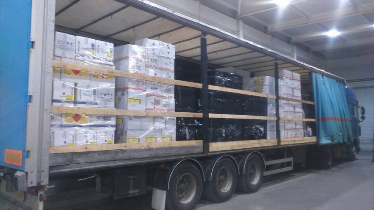 Митнически служители иззеха контрабандни стоки за близо 400 000 лева