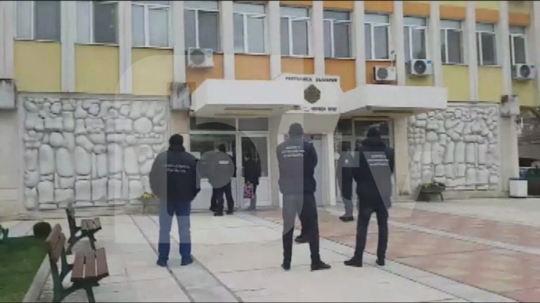 Специализираната прокуратура влeзе в община Червен бряг