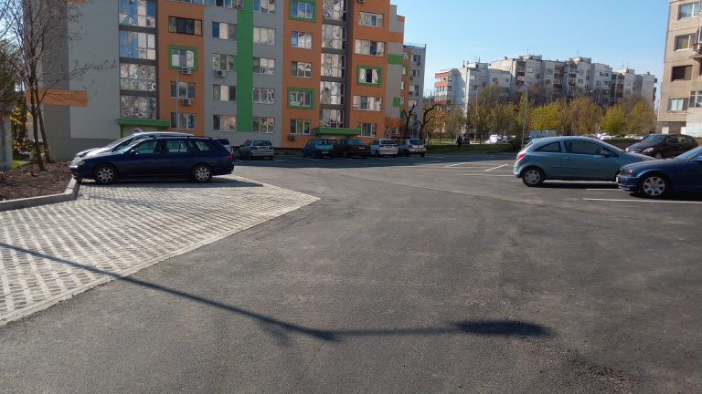 Завърши изграждането на два нови паркинга в „Меден рудник“