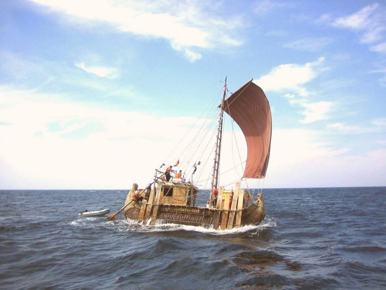 Край Варна: Строят тръстикова лодка за морска експедиция през три морета