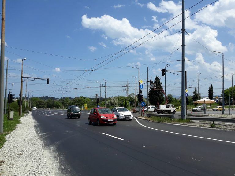 Пуснаха движението и в двете платна на пътя за „Меден рудник“