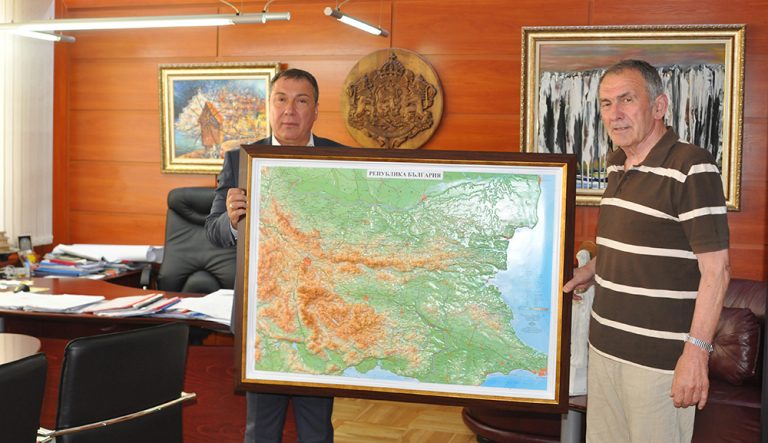 Новата релефна карта на България в Несебър