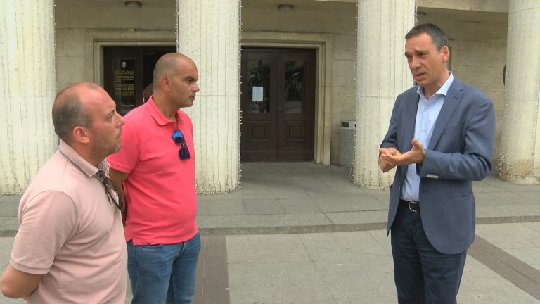 Жителите на кв. Сарафово пак притеснени за свлачището, за 10 месеца е направена само канавка