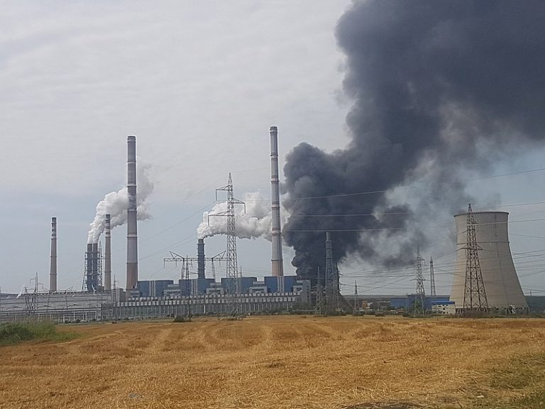 Човешка грешка е една от вероятните причини за пожара в ТЕЦ 2