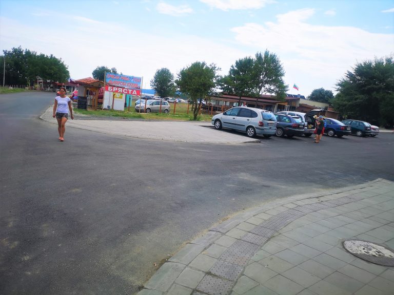 Изградиха нов паркинг в „Крайморие“