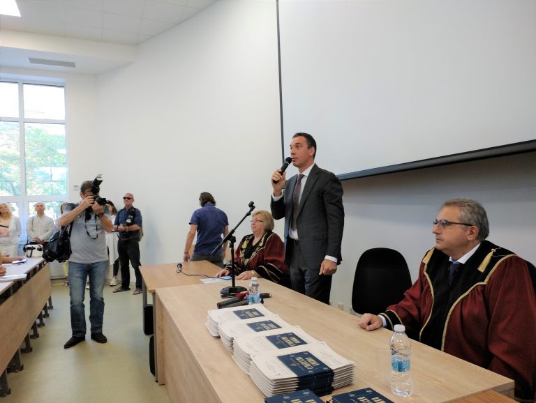 Кметът откри академичната година в Медицинския факултет