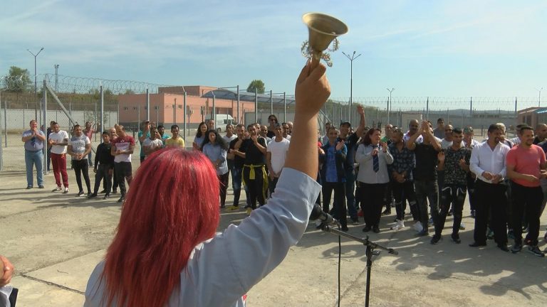 Откриха учебната година в затвора в Дебелт, 9-ма са в първи клас