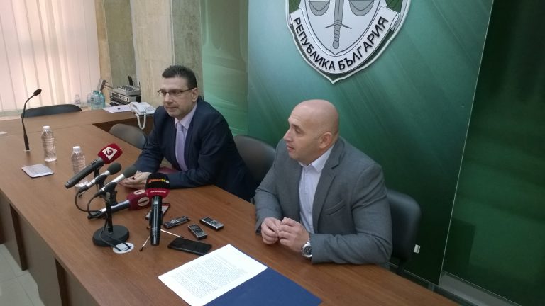 Мъж броил 5 000 лева за бомбена атака срещу бившата му жена