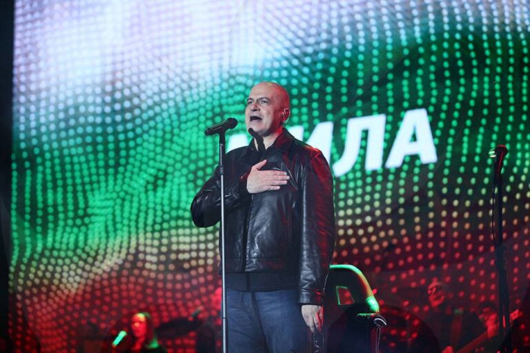 Слави Трифонов ще регистрира нова партия с друго име и други цветове
