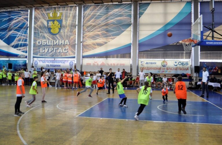 Бургас отбелязва Никулден с рекордните седем спортни прояви
