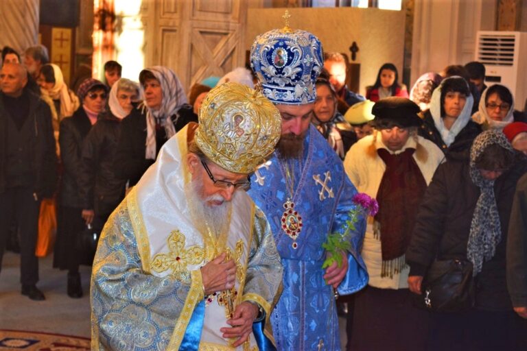В четвъртък дядо Йоаникий ще отправи рожденственско послание към бургазлии
