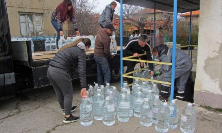 Обявиха бедствено положение в Перник заради безводието