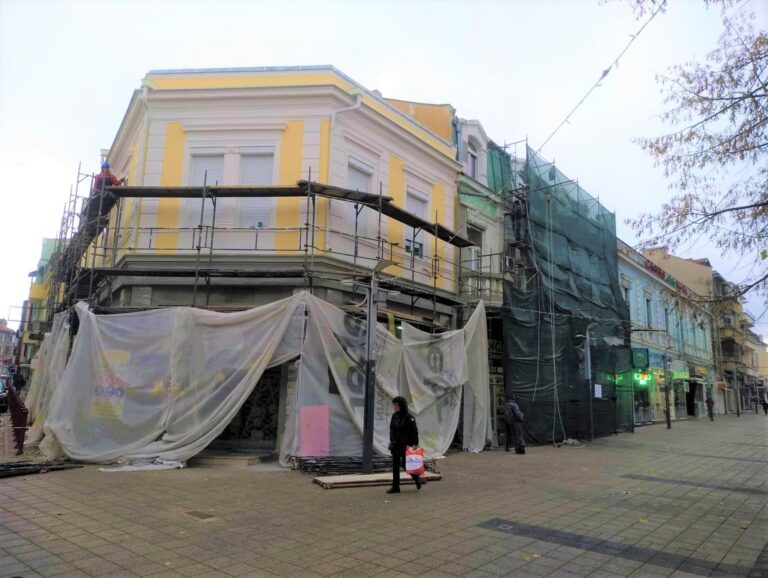 Oбновяват още 4 сгради по общинската програма „Нов живот за старите фасади“