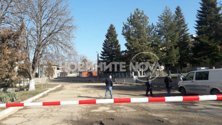 Взрив в къща във Ветово, евакуираха детска градина