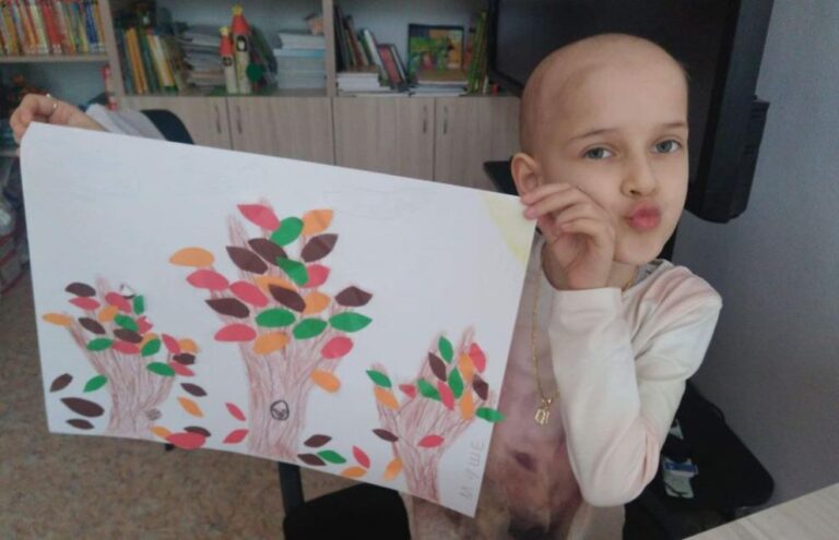 Зов за помощ! Малката Михаела се бори за живот