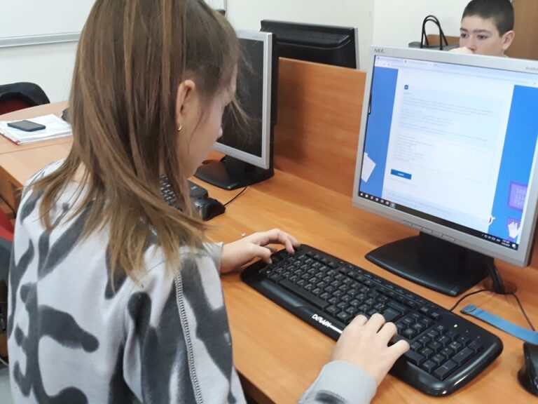 В Бургас ще се проведе VI-та oбластна олимпиада по информатика и нови технологии