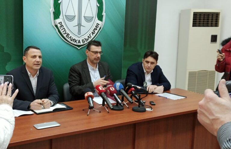 19 са задържаните при спецакцията в Бургас. Прокуратурата се активизира срещу битовата престъпност /снимки+ видео/