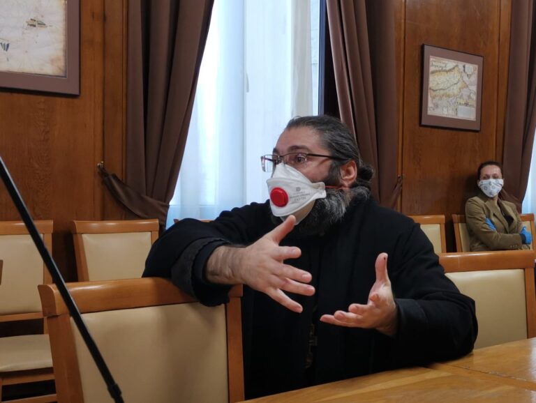 Храмовете в Бургас ще бъдат отворени по празниците, извършват допълнителна дезинфекция