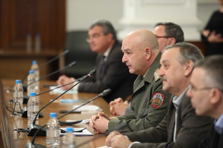 Нови две жертви с коронавирус, 1015 са заразени у нас