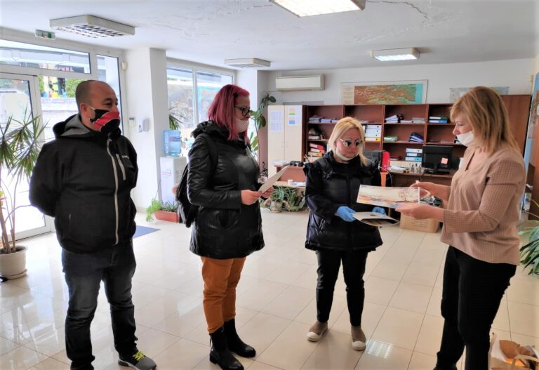 Почитатели на Тони Димитрова дариха 3000 лв. на Община Бургас в подкрепа на мерките срещу COVID-19