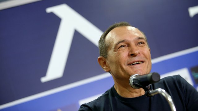 Божков публикува във Facebook разговори с Vladi Goranov?