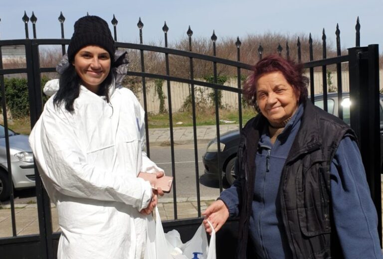 Община Поморие разкри 12 нови работни места. Разширява патронажната крижа