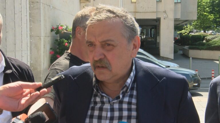 Проф. Кантарджиев: Няма заразен началник с коранавирус в „Пирогов”/видео/