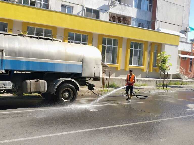 Вижте къде ще мият улиците през новата седмица