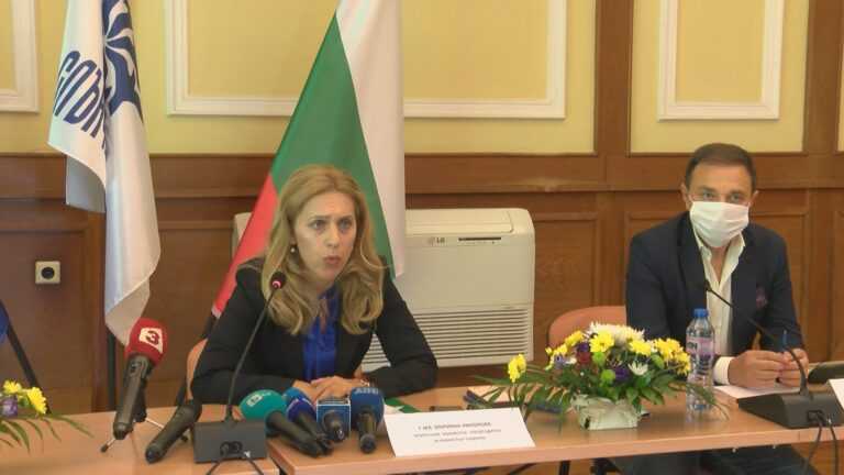 Отворят карантинен хотел в Слънчев бряг, без ПСР тест за украинските туристи