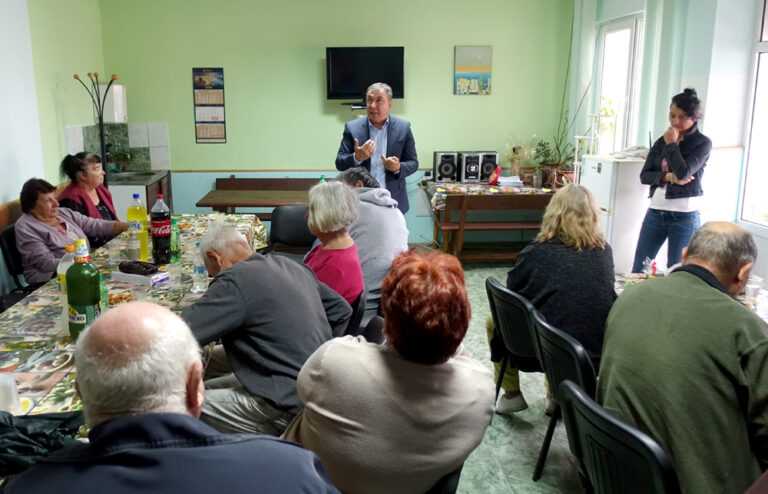 Кметът на Несебър се срещна с жители на Приселци