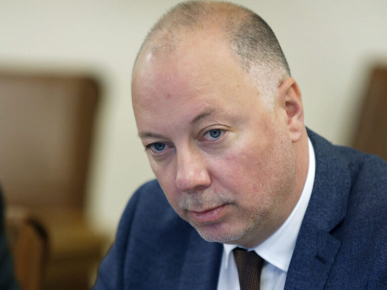 Росен Желязков ще проведе среща с еврокомисар Валдис Домбровскис