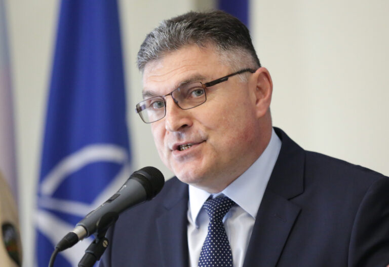 Черната кутия на падналия край Шабла Миг все още е у нас