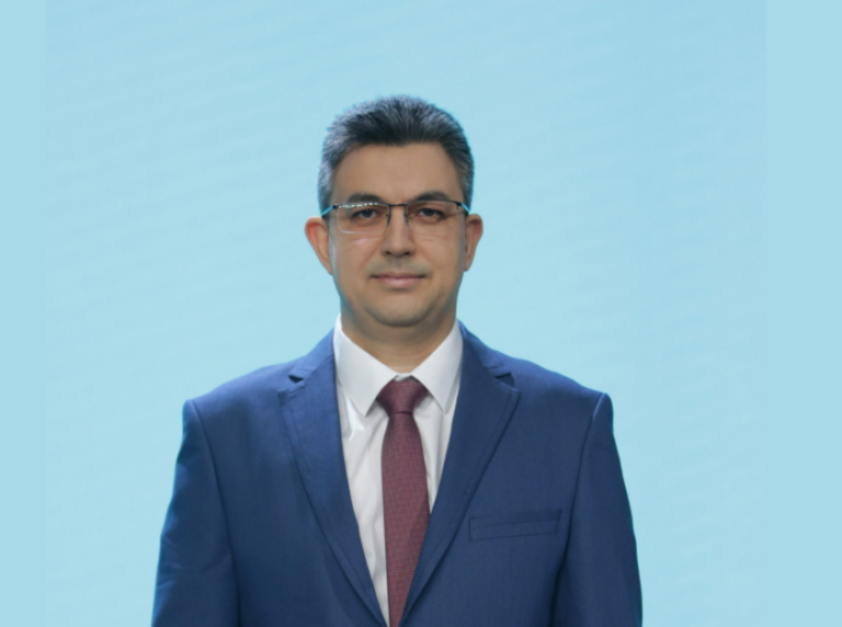 Пламен Николов е номинацията на „Има такъв народ“ за премиер