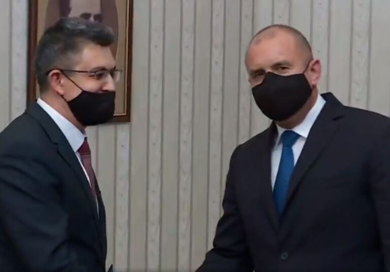 ИТН връчи изпълнения мандат на президента