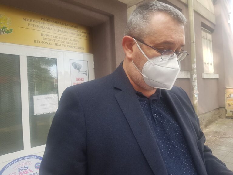 РЗИ-Бургас отчете нищожен процент на пациентите с ваксина срещу КОВДИ на легло