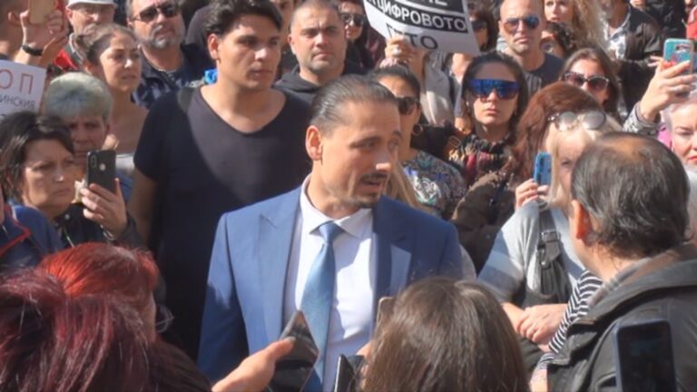 Областният управител на Бургас се разграничи от участието на Асен Бонджев в протеста на антиваксърите
