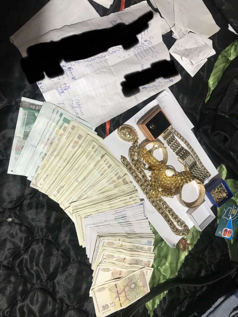 Задържаха лихвари за купуване на гласове в Средец